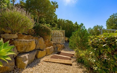 A beautiful villa combining privacy, luxury and comfort.
